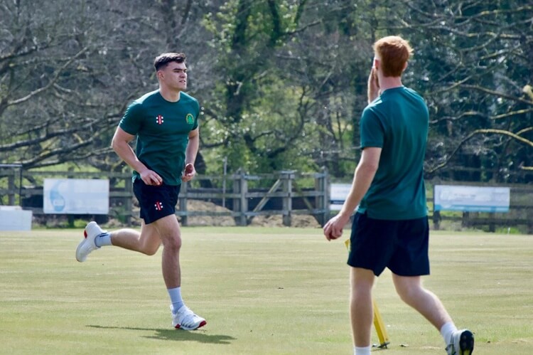 Mental Preparation for County Cricket Trials as a Bowler